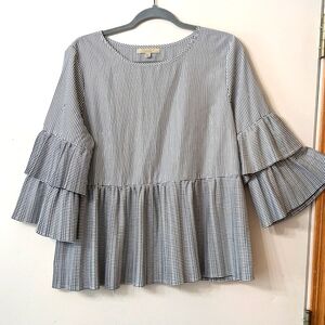 Polagram flare sleeve blouse size M
